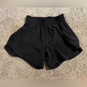 Lululemon Track That High-Rise Lined Short 3" Black Size 2